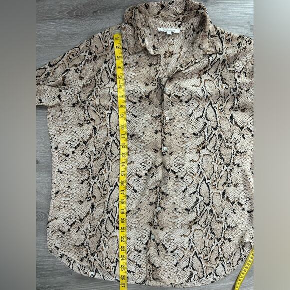 Rose + Olive- Size L-snake skin - maximalist blouse- button down- collar sleeves - Picture 11 of 11
